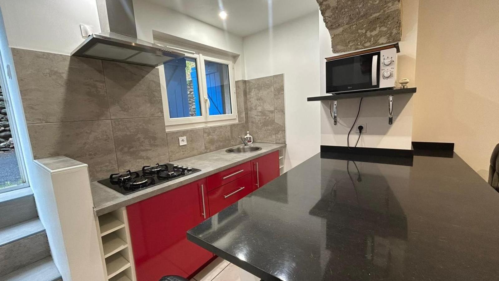 Appartement Paisible Entre Terre Et Mer Cabrieres  Exteriör bild